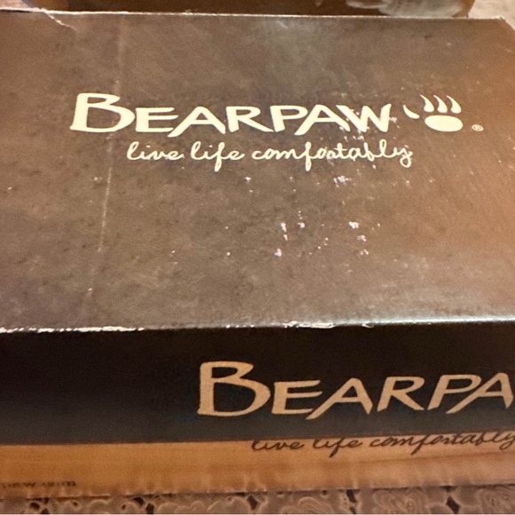 BearPaw Black Winter Boots with Fur Trim - Picture 3 of 3